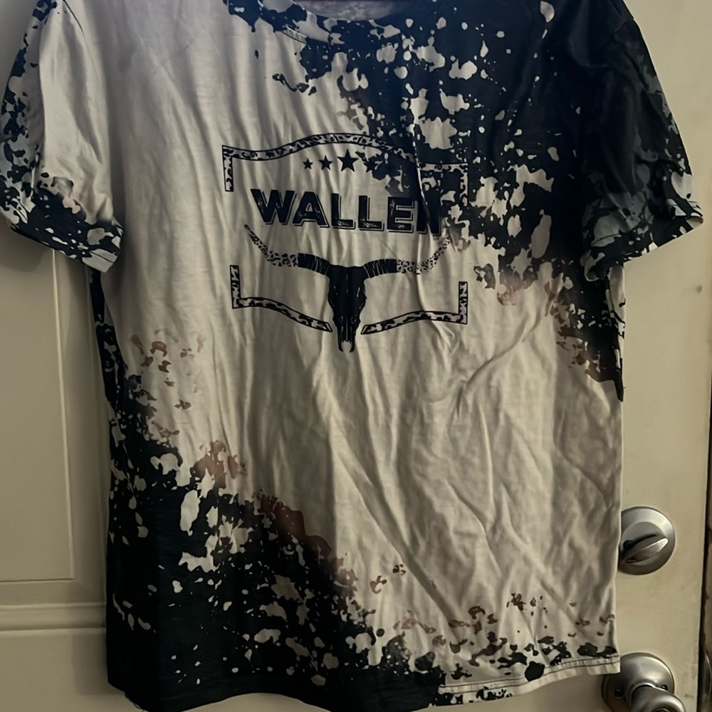 Wallen shirt